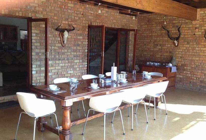 هتل Makhato 84 Bush Lodge