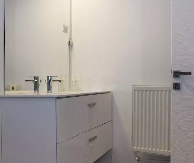 هتل Mrg Apartments