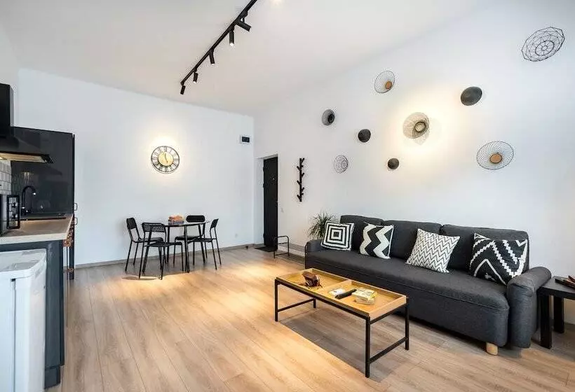 هتل Mrg Apartments