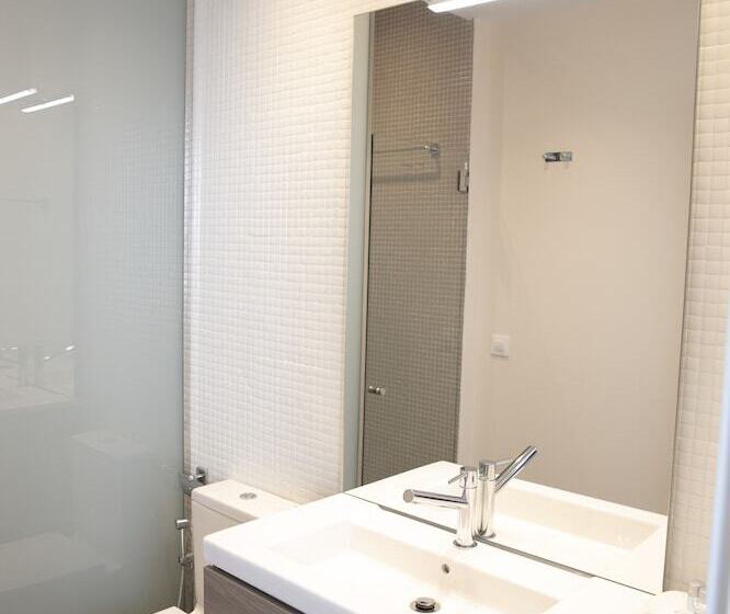 هتل Torre Homenaje Historical Suites