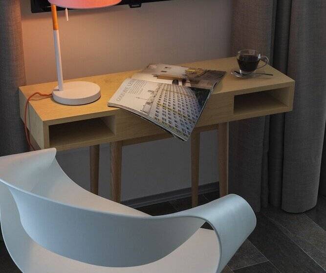 هتل Torre Homenaje Historical Suites