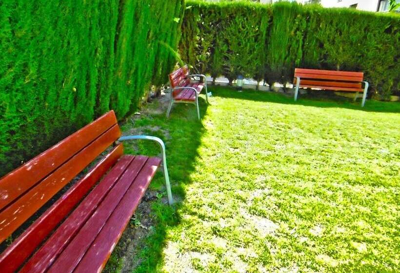 پانسیون Takoda Apartment Salou