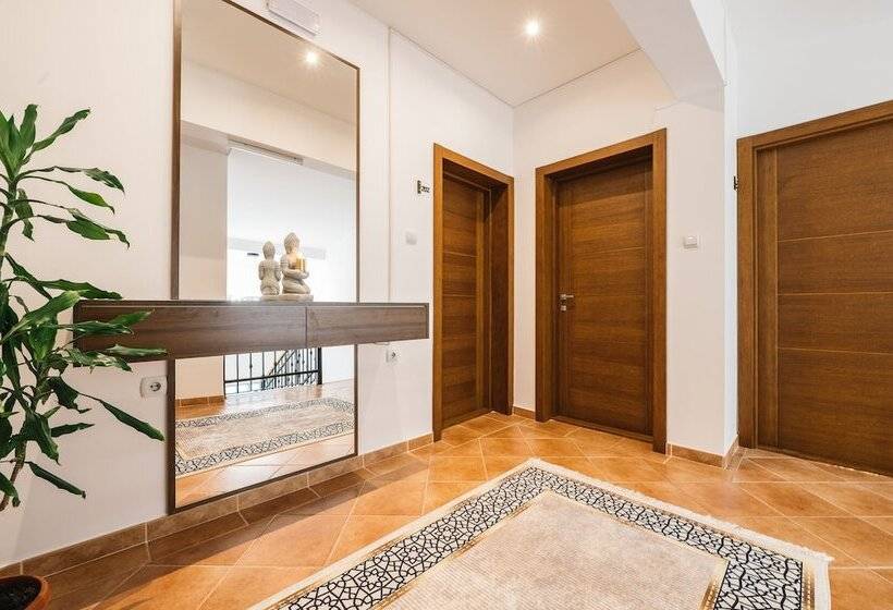 پانسیون Villa Oleander