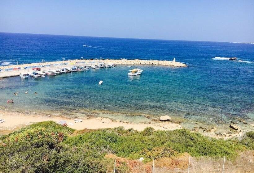 Townhouse Coral Bay Village