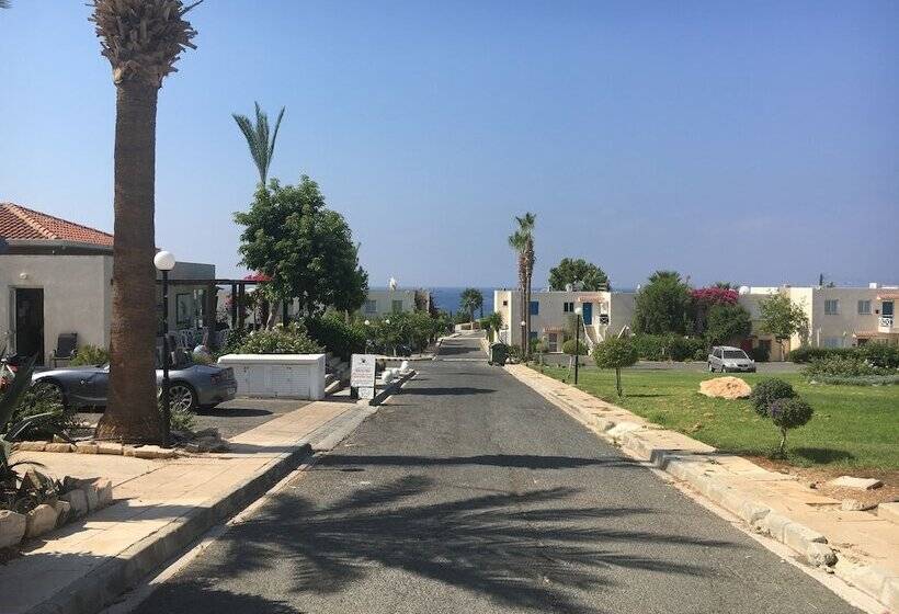 Townhouse Coral Bay Village