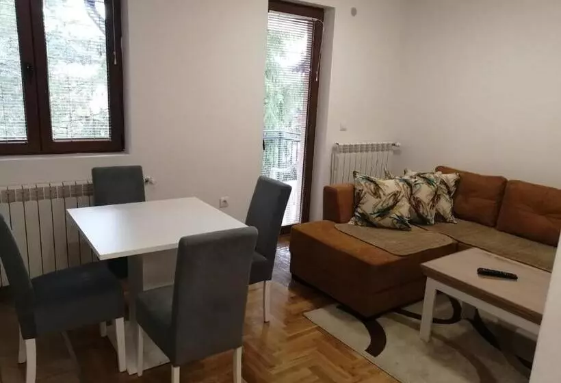 Vila Meridijan