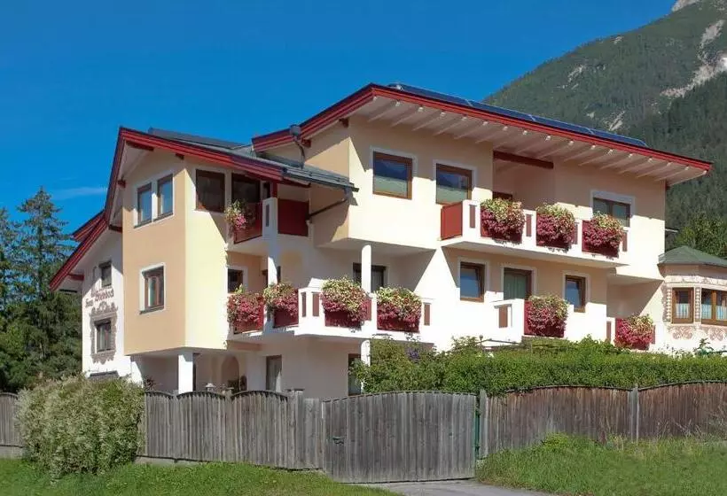 تختخواب و صبحانه Haus Steinbock