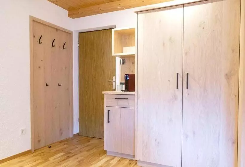 تختخواب و صبحانه Haus Steinbock