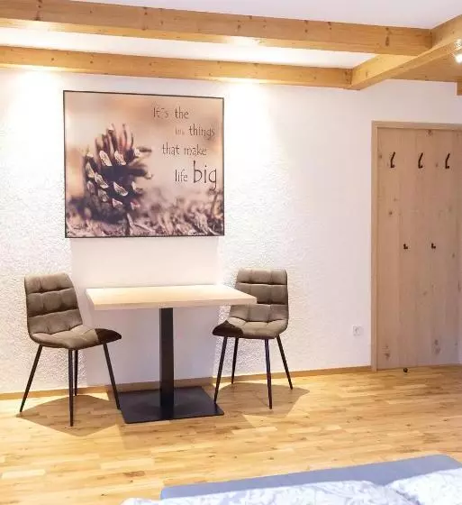 تختخواب و صبحانه Haus Steinbock