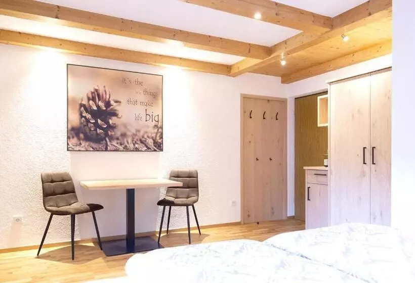 تختخواب و صبحانه Haus Steinbock