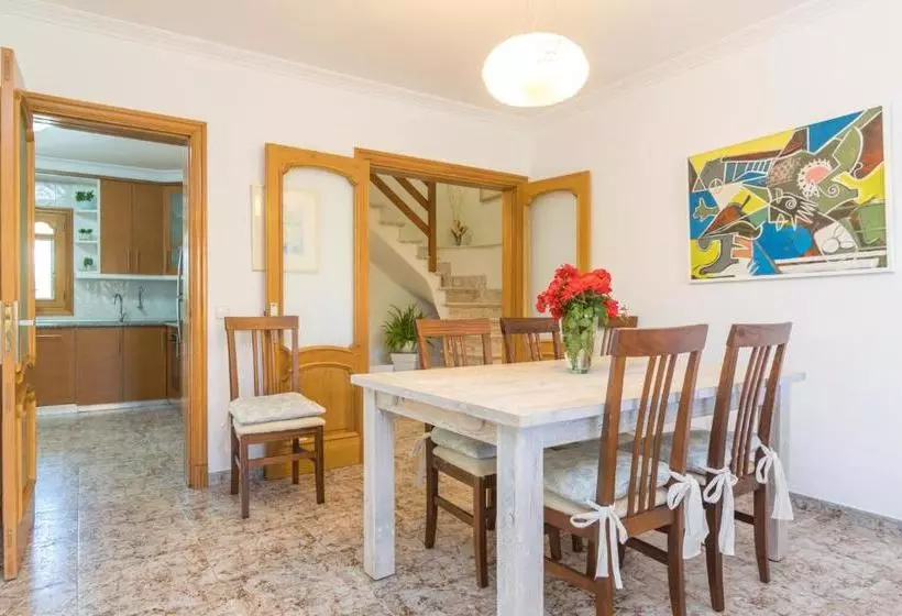 ホテル Villa Isabel