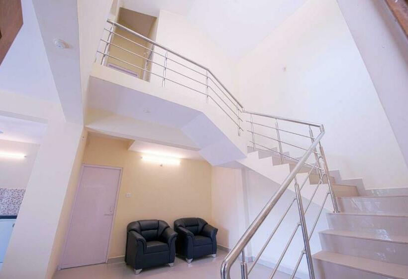 Resort Paloma De Goa