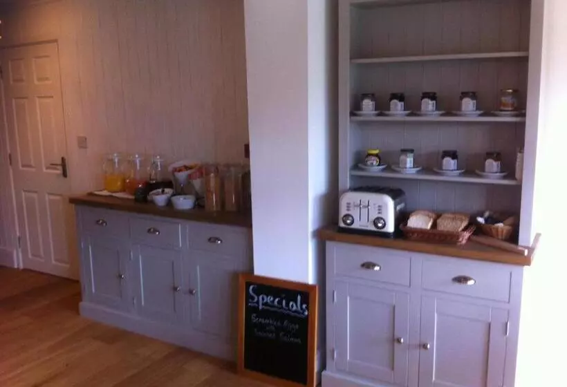 ペンション Burcott Mill Guesthouse