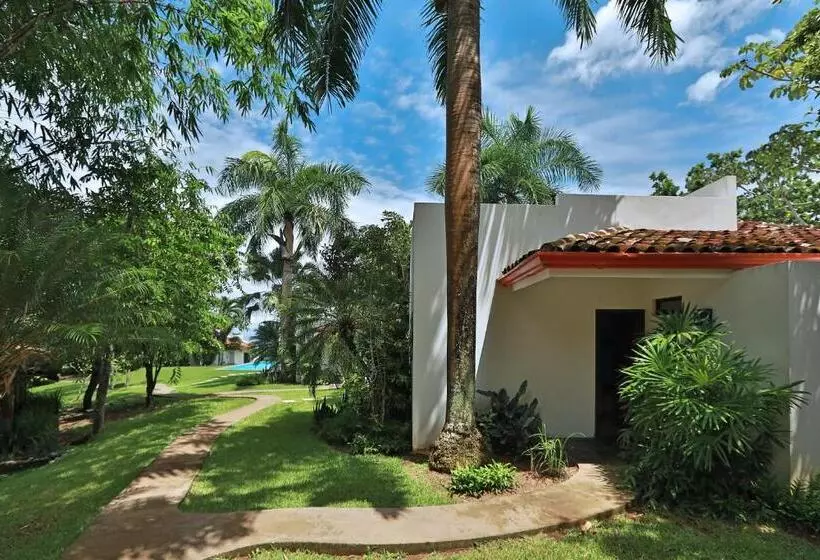 پانسیون Casa Frangipani