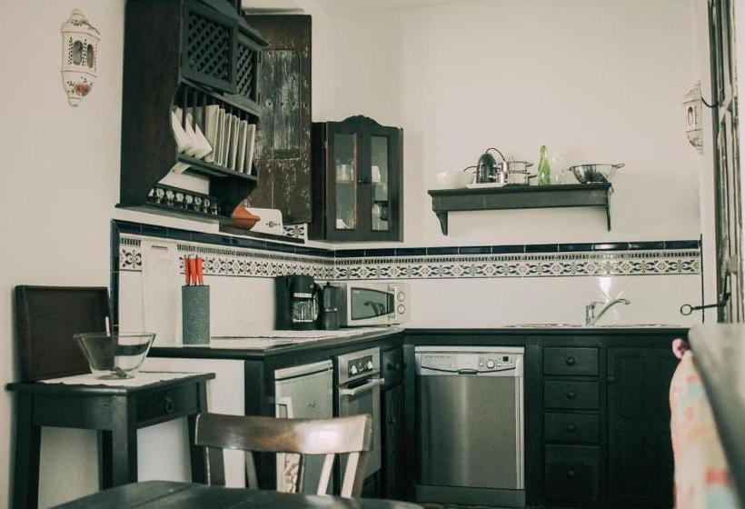 Pensió La Duquesa Guest House