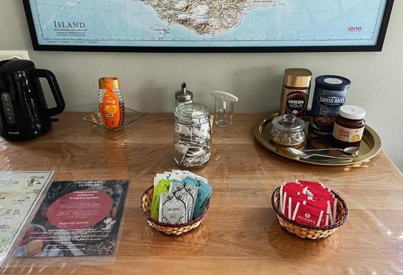 پانسیون Skipalaekur Guesthouse