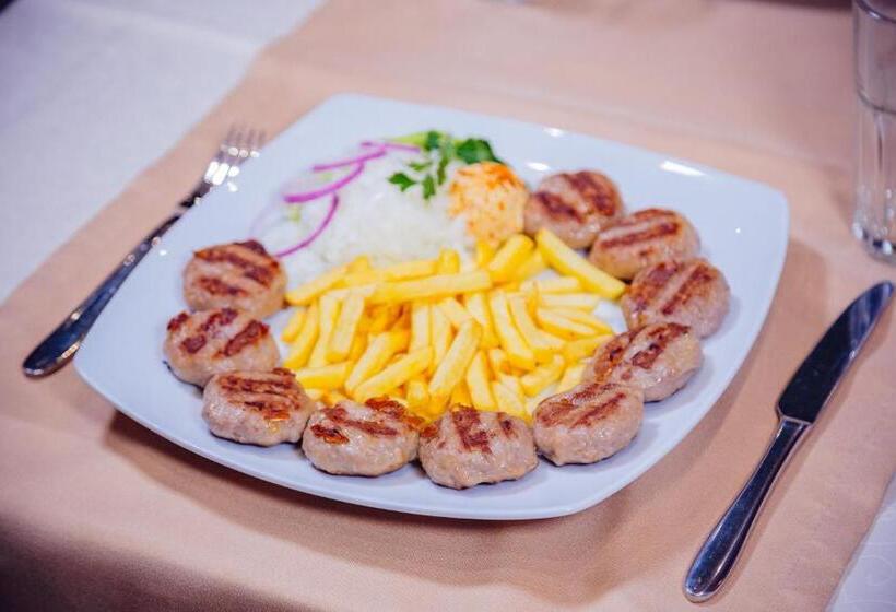 پانسیون Stari Slon