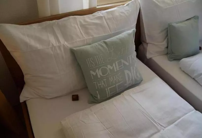 Majatalo Villa Donkey Bnb