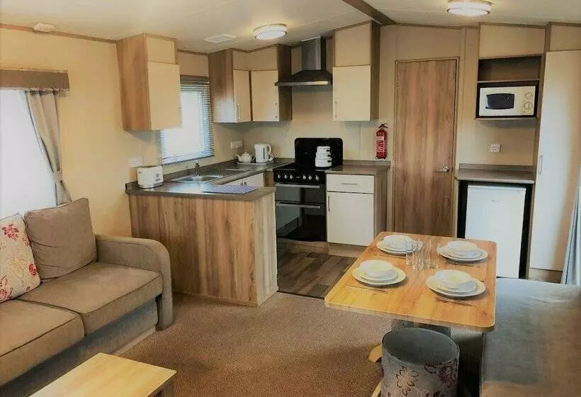 Lomakeskus Towervans Caravan Park