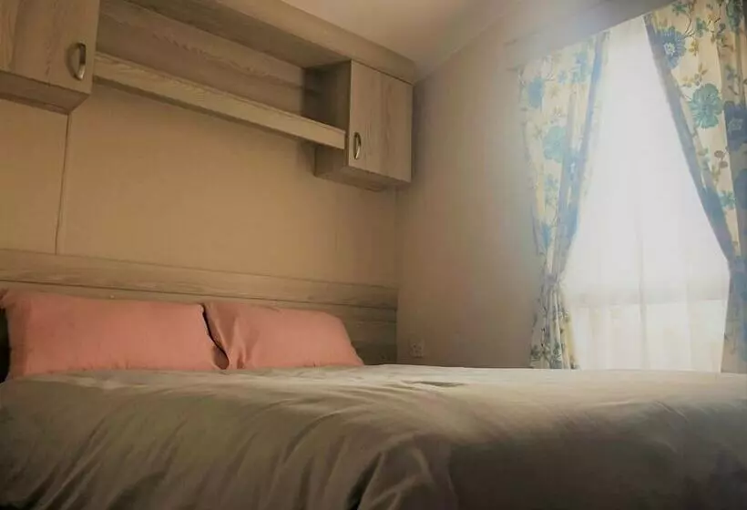 Lomakeskus Towervans Caravan Park