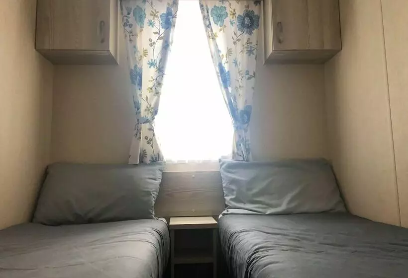 Lomakeskus Towervans Caravan Park