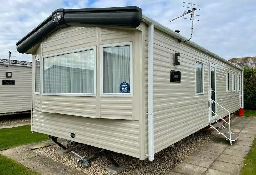 Lomakeskus Towervans Caravan Park