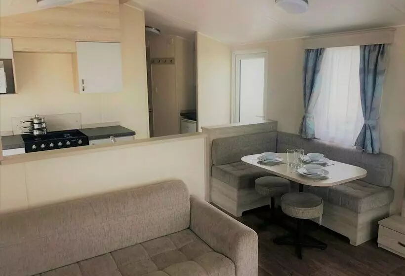 Lomakeskus Towervans Caravan Park