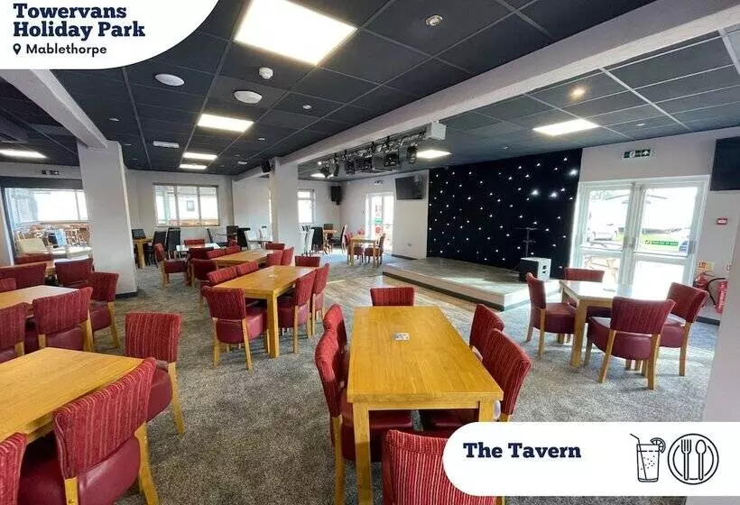 Lomakeskus Towervans Caravan Park