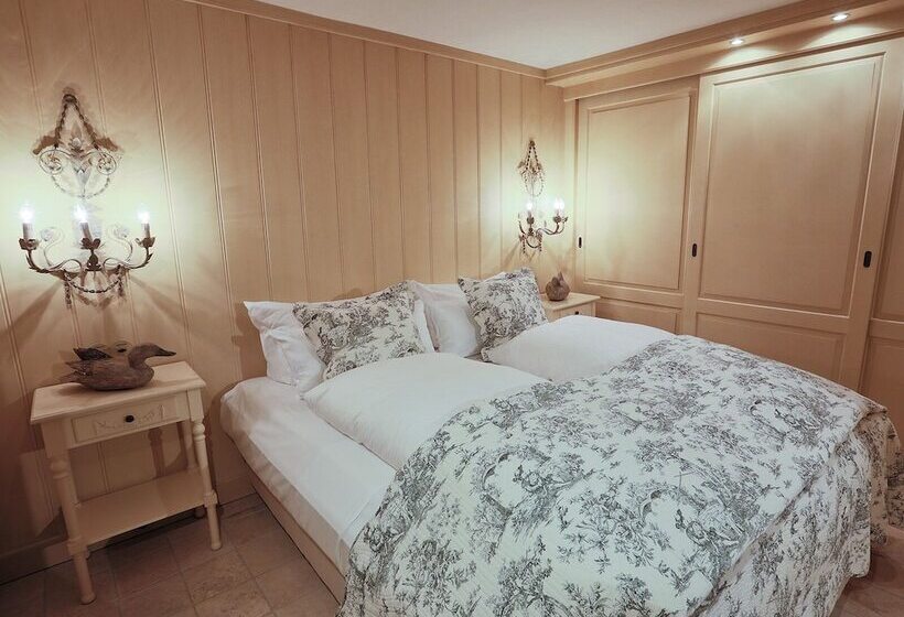 Holiday Dikstig Izquierda Vacaciones Dikstig