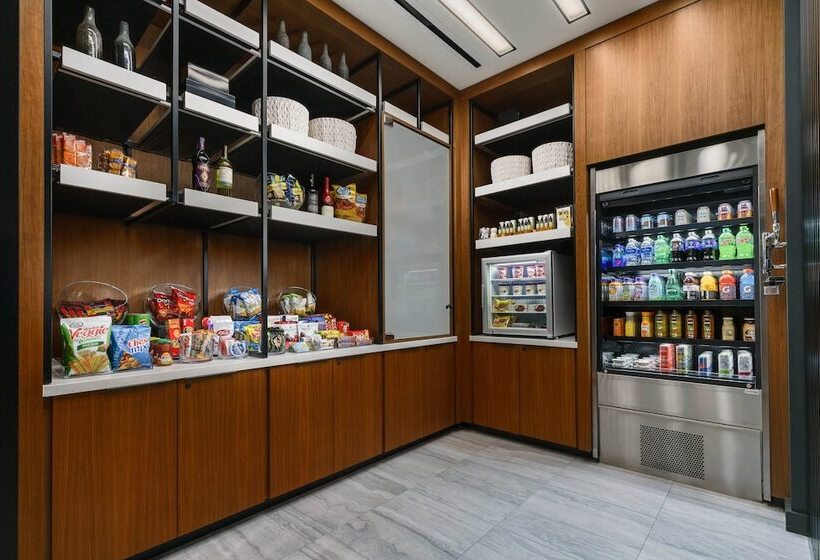 Ac Hotel By Marriott Scottsdale North