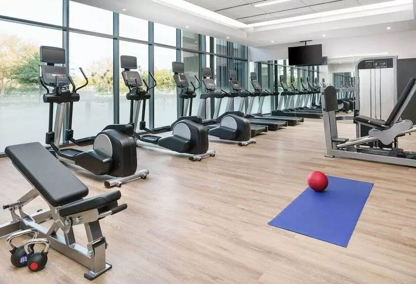 Ac Hotel By Marriott Scottsdale North