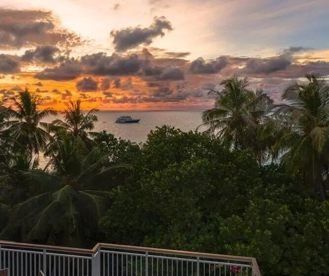 پانسیون Dhiguveli Maldives