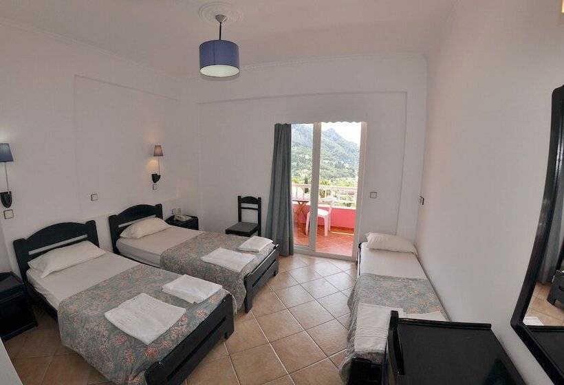 여관 Pink Palace Beach Resort