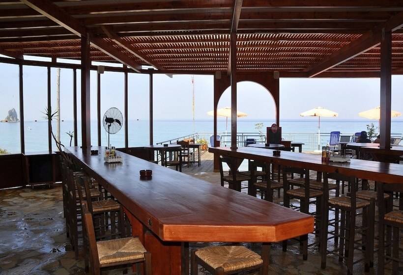 여관 Pink Palace Beach Resort