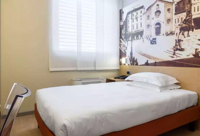 B&b Hotel Milano La Spezia
