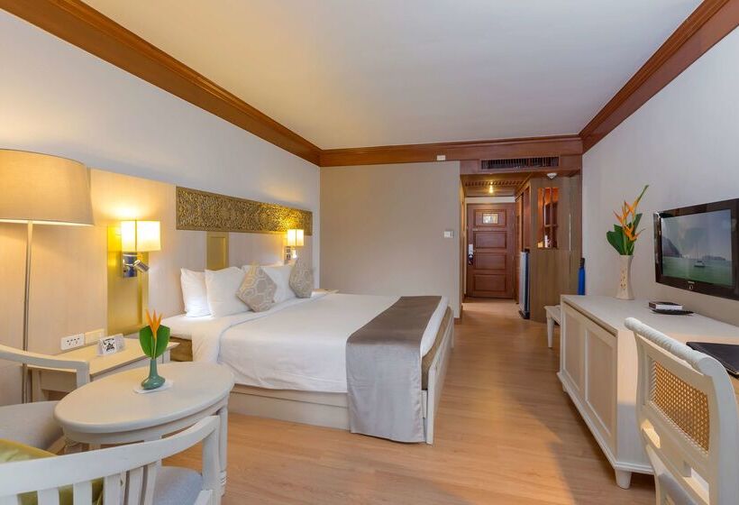 Best Western Premier Bangtao Beach Resort & Spa