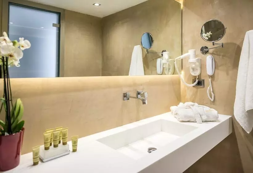 Bitzaro Palace Hotel   All Inclusive