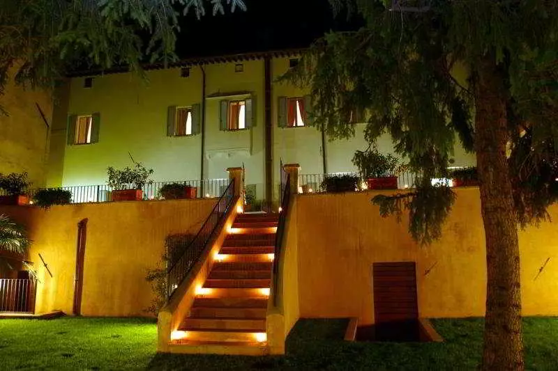 בית מלון כפרי Cavaliere Palace