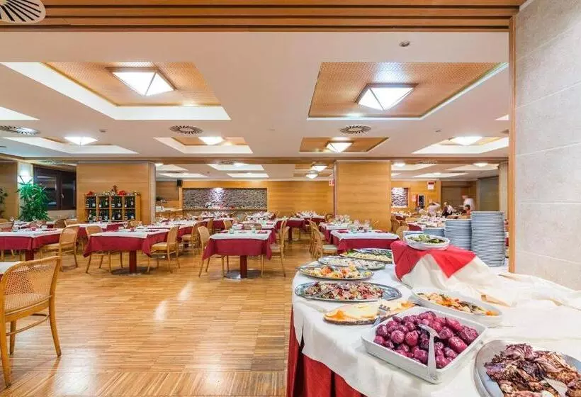 Отель Club Regina E Fassa