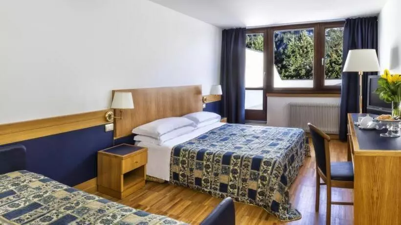Отель Club Regina E Fassa