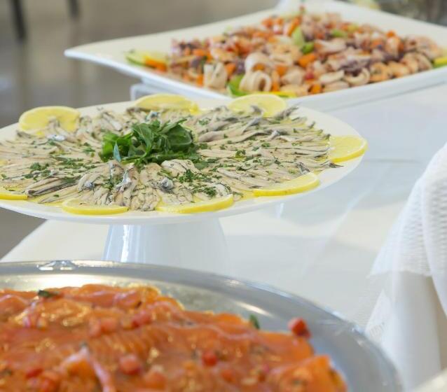 בית מלון כפרי Continental