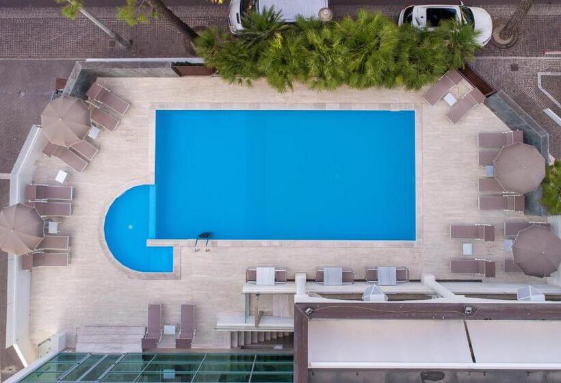 בית מלון כפרי Continental