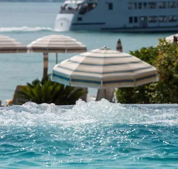 Отель Continental Wellness & Spa