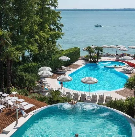 Отель Continental Wellness & Spa