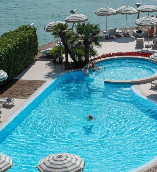 בית מלון כפרי Continental Wellness & Spa