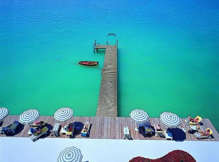 Отель Continental Wellness & Spa