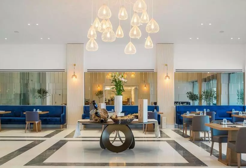 هتل Domes Miramare, A Luxury Collection Resort, Corfu Adults Only