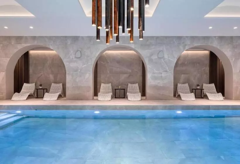 هتل Domes Miramare, A Luxury Collection Resort, Corfu Adults Only