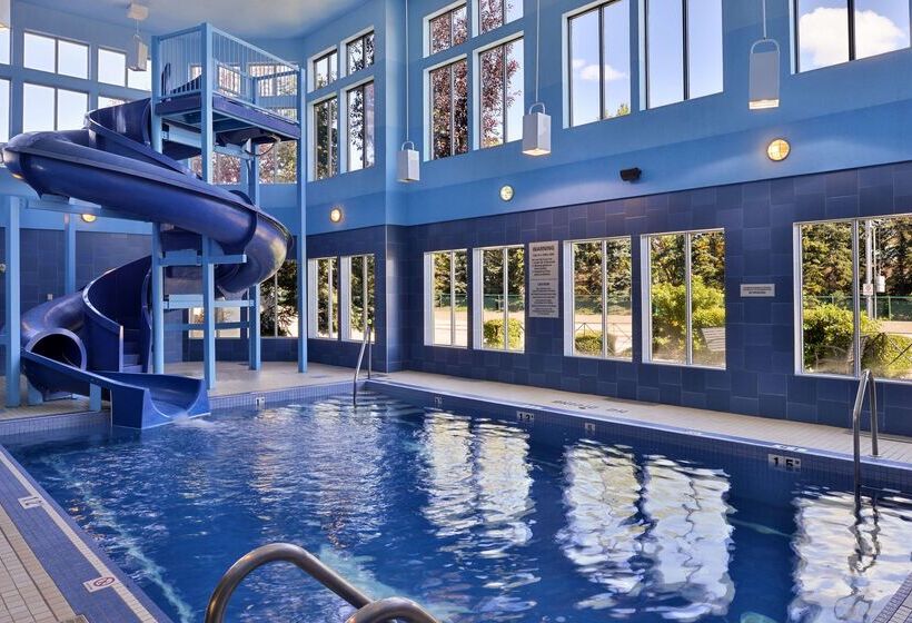 هتل Hampton Inn & Suites By Hilton Calgary University Northwest