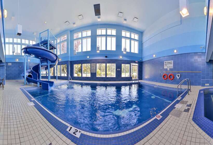 هتل Hampton Inn & Suites By Hilton Calgary University Northwest